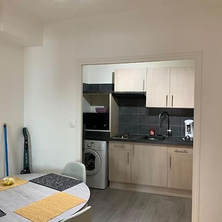 Aubenas : Beau Studio, Proche Du Chateau Ngoại thất bức ảnh
